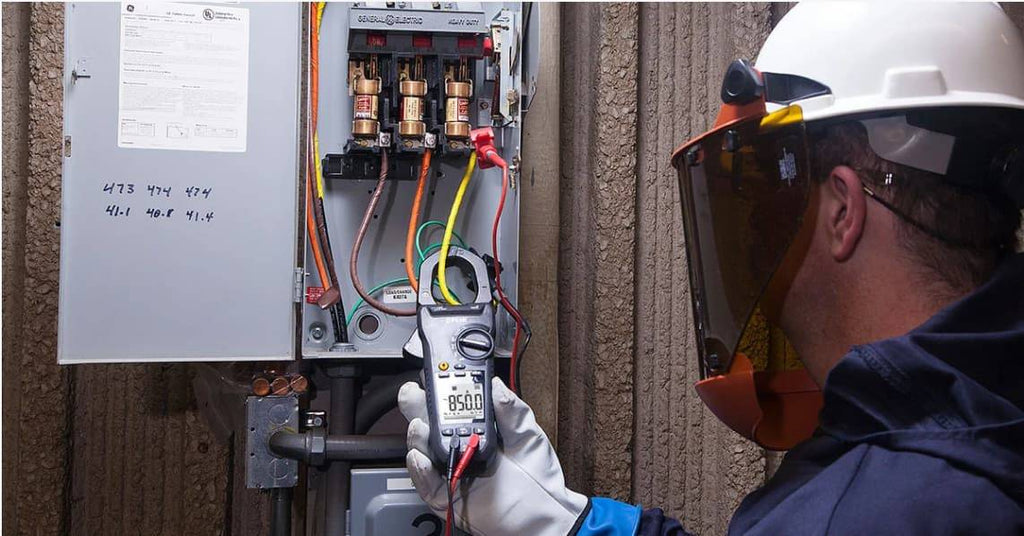 5 Tools an Electrical Contractor Can't Live Without